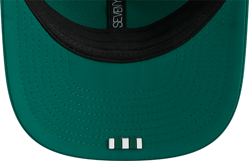 Men's New York Jets New Era Green 2025 Sideline 9SEVENTY Trucker Adjustable Hat