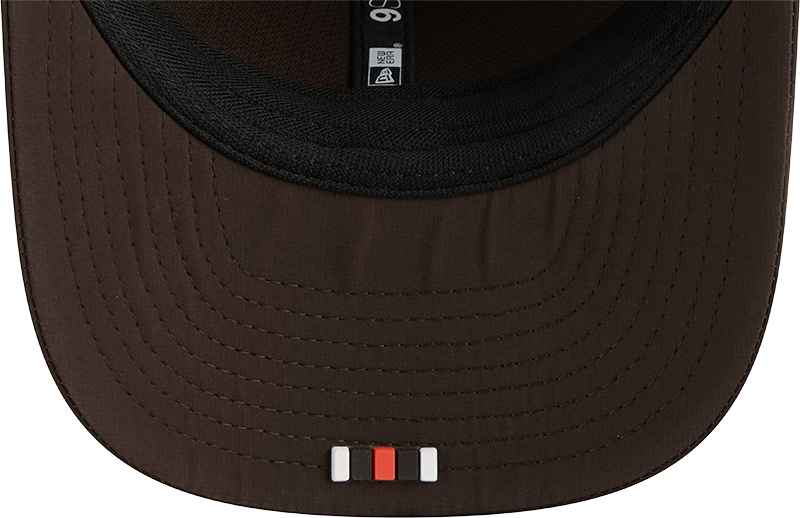 Men's Cleveland Browns New Era Brown 2025 Sideline Brownie 9SEVENTY Trucker Adjustable Hat
