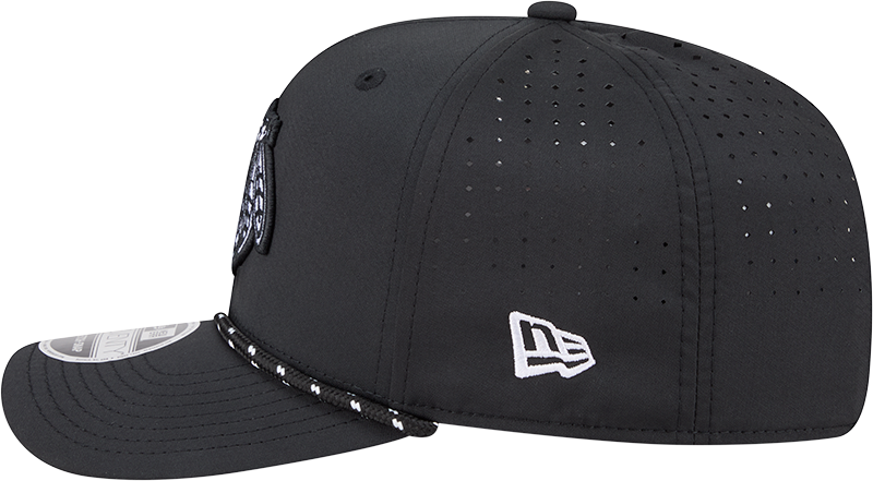 Chicago Blackhawks New Era Black Rope 9SEVENTY Stretch-Snap Adjustable Hat