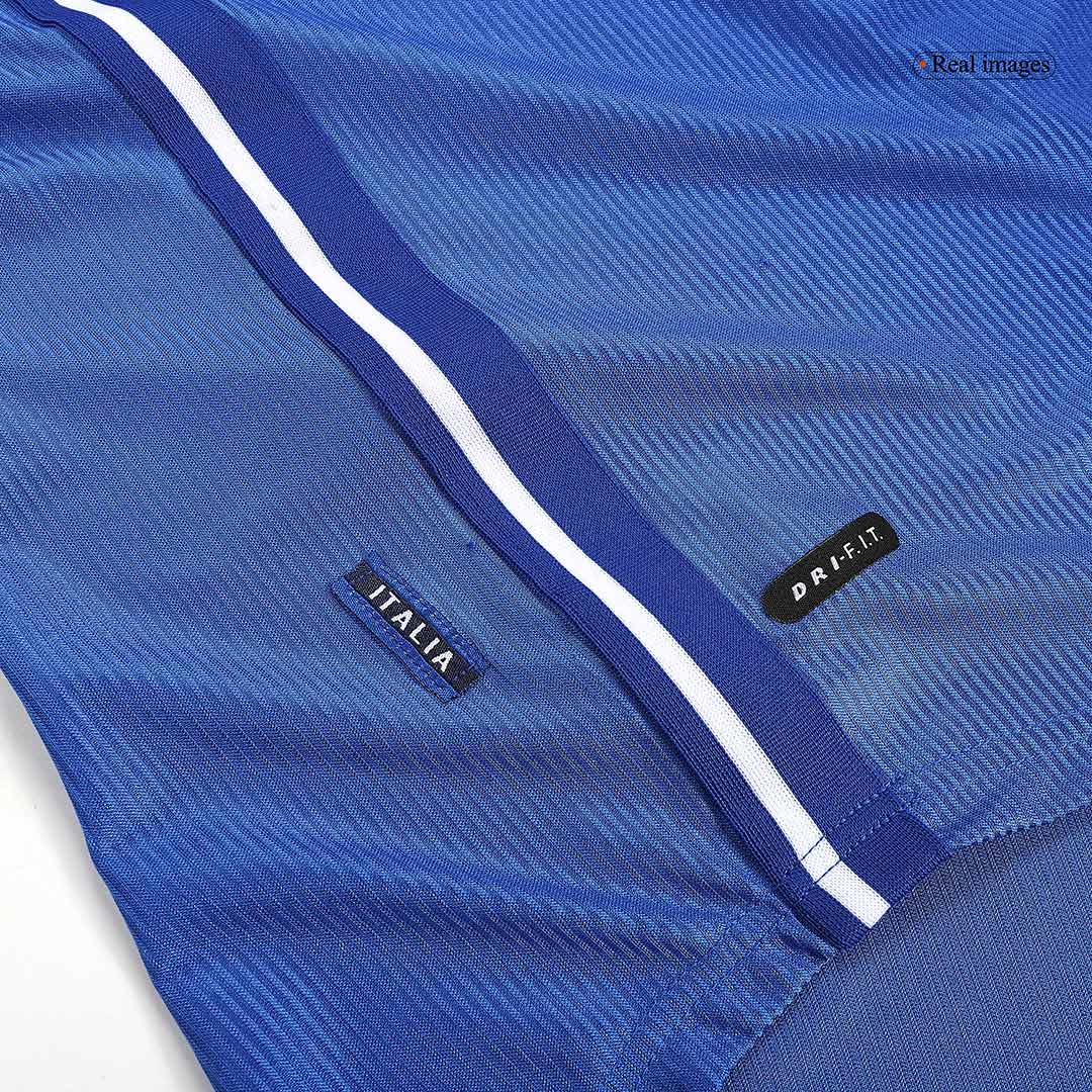 Retro BAGGIO R. #18 1998 Italy Home Football Shirt