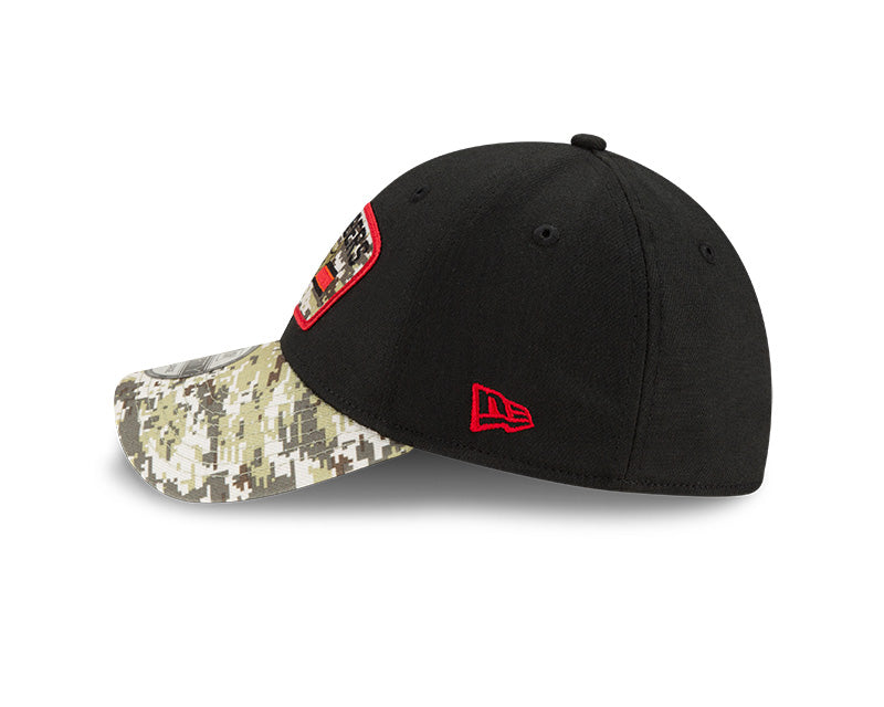 Men's Tampa Bay Buccaneers New Era Black 2021 Salute to Service Primary Logo 39THIRTY Flex Hat