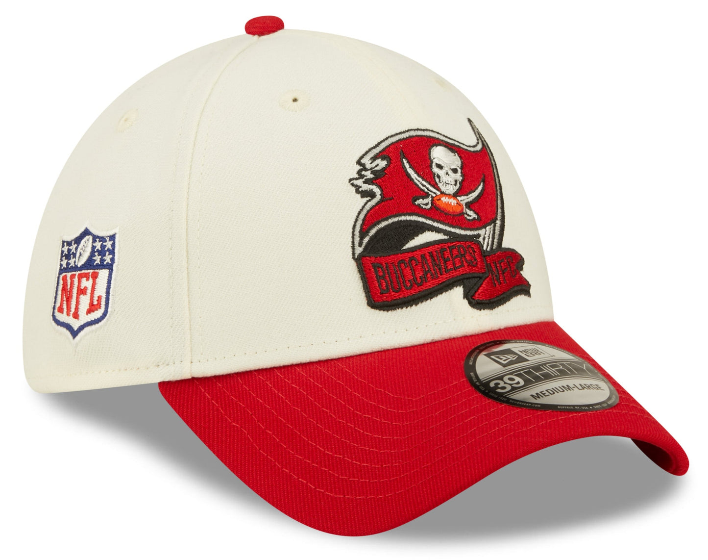 Men's Tampa Bay Buccaneers New Era Cream/Red 2022 Sideline 39THIRTY Flex Hat