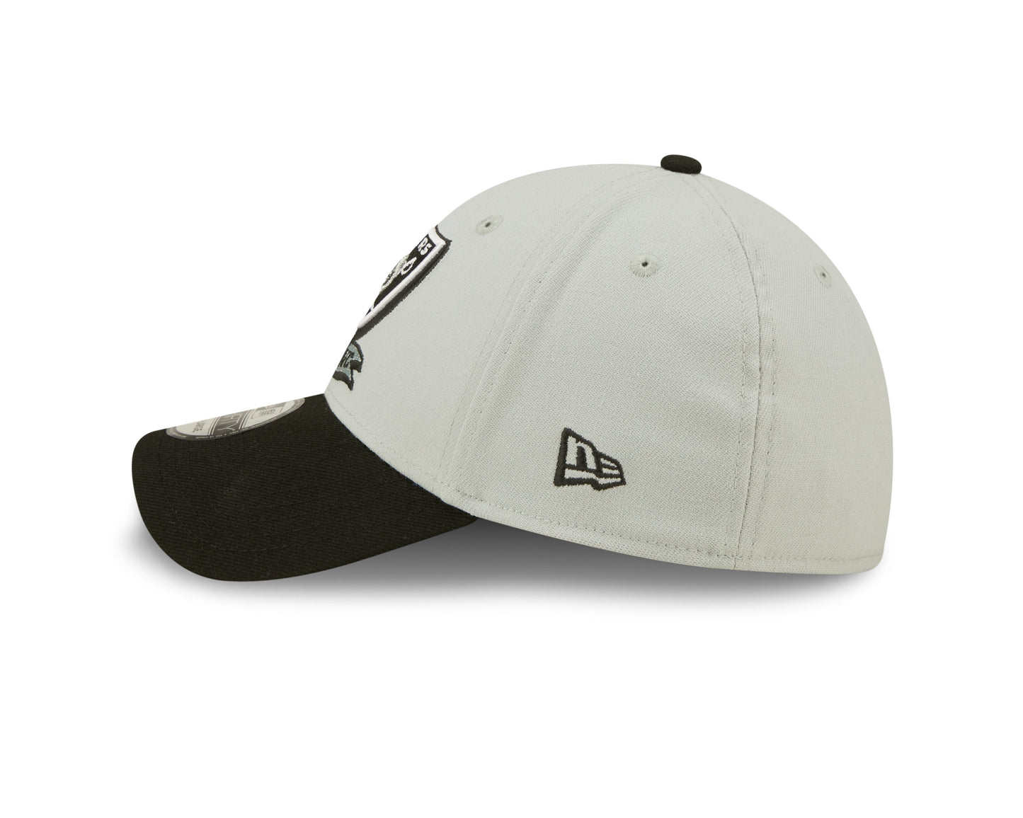 Men's Las Vegas Raiders New Era Gray/Black 2022 Sideline 39THIRTY Flex Hat