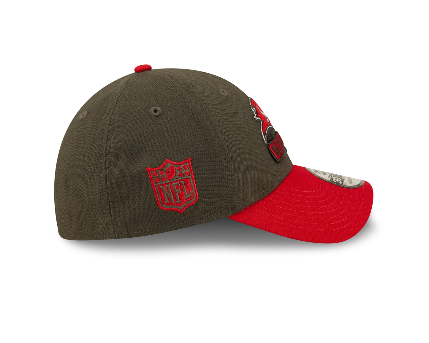 Men's Tampa Bay Buccaneers New Era Pewter/Red 2022 Sideline 39THIRTY Flex Hat