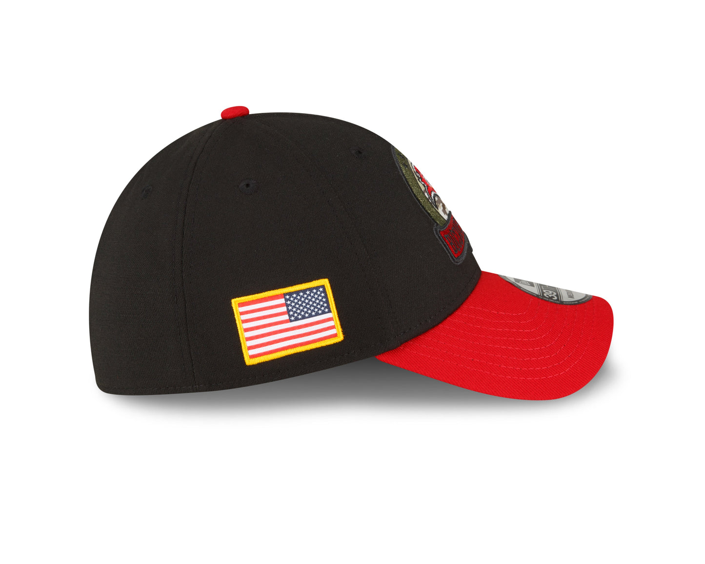 Men's Tampa Bay Buccaneers New Era Black 2022 Salute to Service 39THIRTY Flex Hat