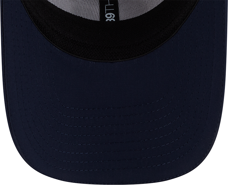Men's Chicago Bears New Era Secondary Logo White/Navy 2025 NFL Training Camp 39THIRTY Flex Hat