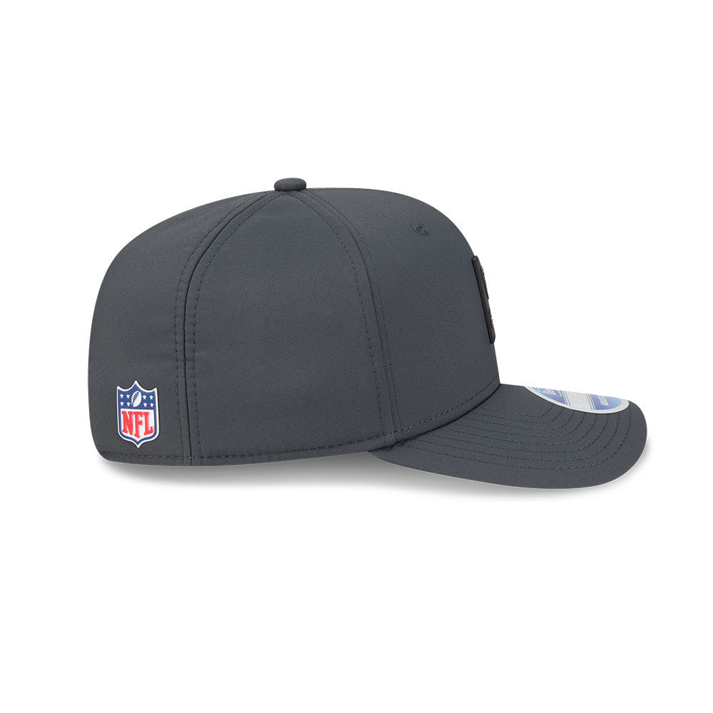 Men's Las Vegas Raiders New Era Graphite 2025 Sideline 9SEVENTY Cold Adjustable Hat