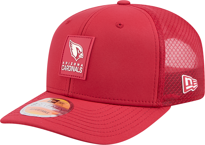 Men's Arizona Cardinals New Era Red 2025 Sideline 9SEVENTY Trucker Adjustable Hat