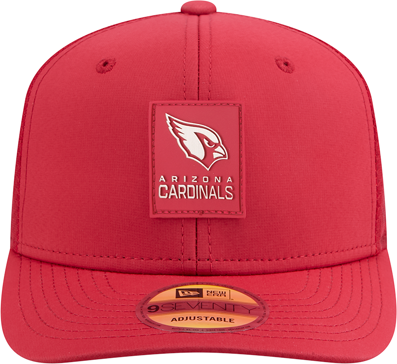 Men's Arizona Cardinals New Era Red 2025 Sideline 9SEVENTY Trucker Adjustable Hat