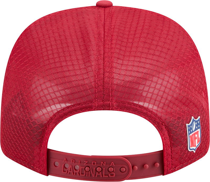 Men's Arizona Cardinals New Era Red 2025 Sideline 9SEVENTY Trucker Adjustable Hat