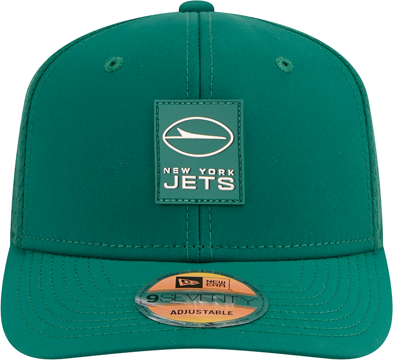 Men's New York Jets New Era Green 2025 Sideline 9SEVENTY Trucker Adjustable Hat