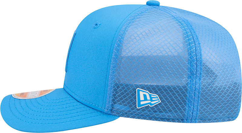 Men's Los Angeles Chargers New Era Blue 2025 Sideline 9SEVENTY Trucker Adjustable Hat
