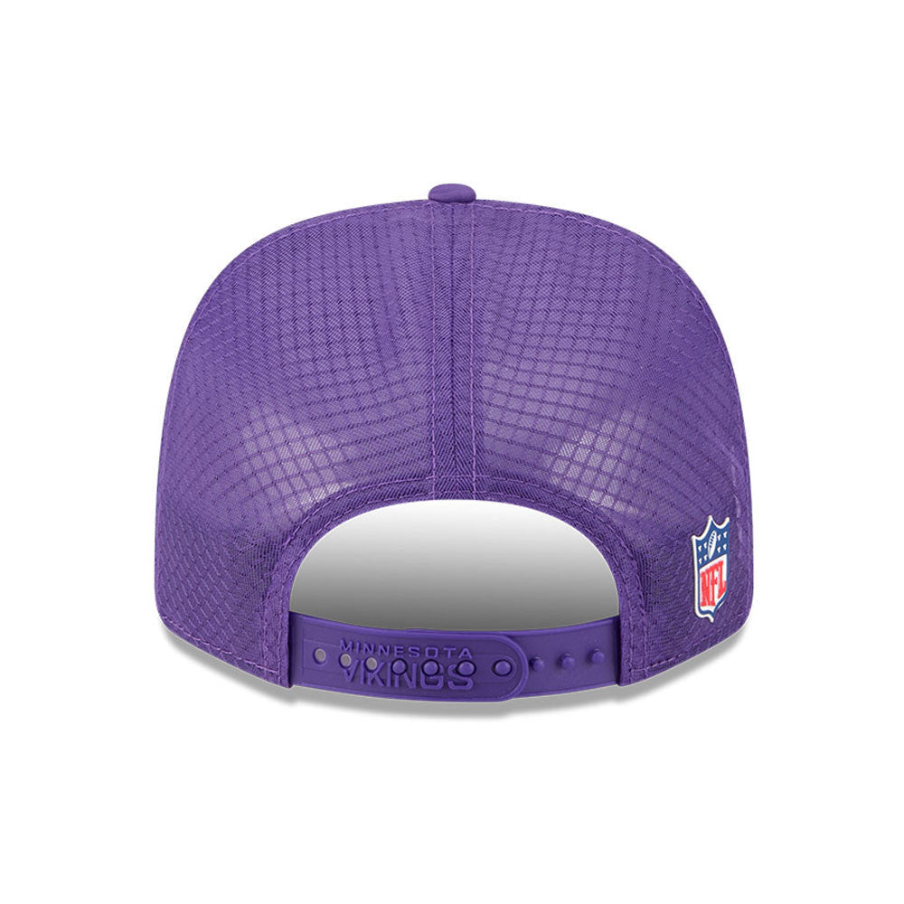 Men's Minnesota Vikings New Era Purple 2025 NFL Sideline Heat 9SEVENTY Adjustable Hat