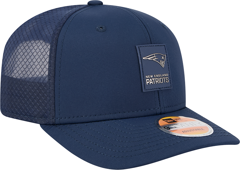 Men's New England Patriots New Era Navy 2025 Sideline 9SEVENTY Trucker Adjustable Hat