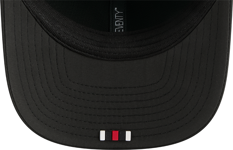 Men's Atlanta Falcons New Era Black 2025 Sideline 9SEVENTY Trucker Adjustable Hat