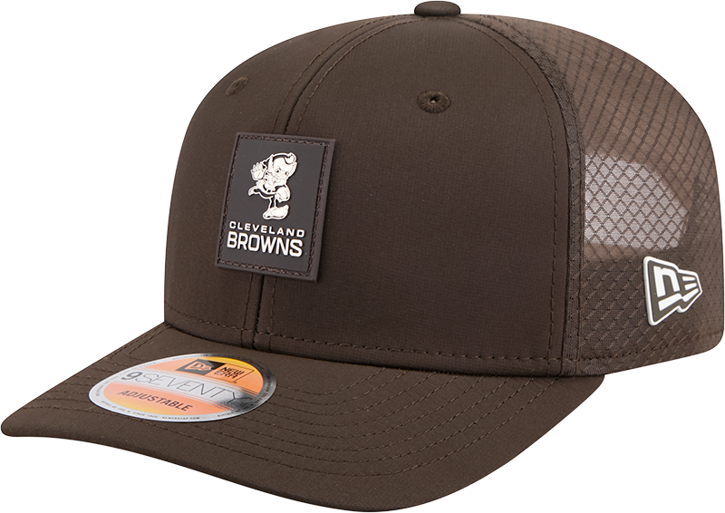 Men's Cleveland Browns New Era Brown 2025 Sideline Brownie 9SEVENTY Trucker Adjustable Hat