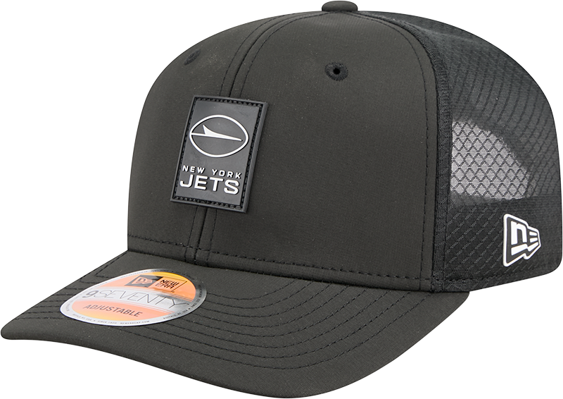 Men's New York Jets New Era Black 2025 Sideline 9SEVENTY Trucker Adjustable Hat