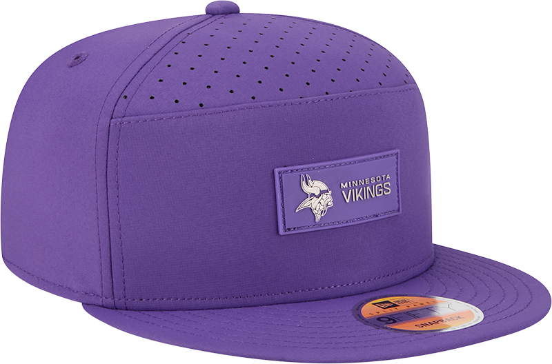 Men's Minnesota Vikings New Era Purple 2025 Sideline Split Panel 9FIFTY Snapback Hat