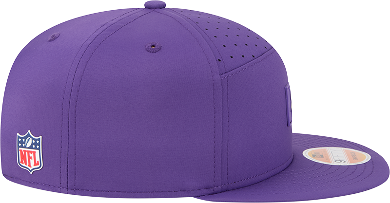 Men's Minnesota Vikings New Era Purple 2025 Sideline Split Panel 9FIFTY Snapback Hat