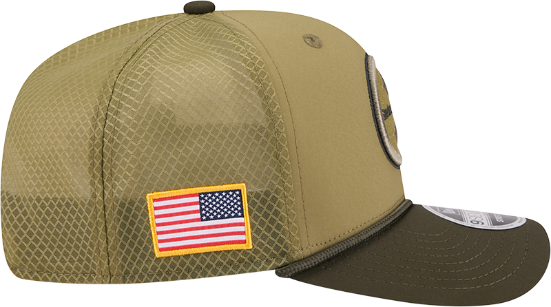 Men's Pittsburgh Steelers New Era Green 2025 Salute To Service Sideline 9SEVENTY Trucker Adjustable Hat