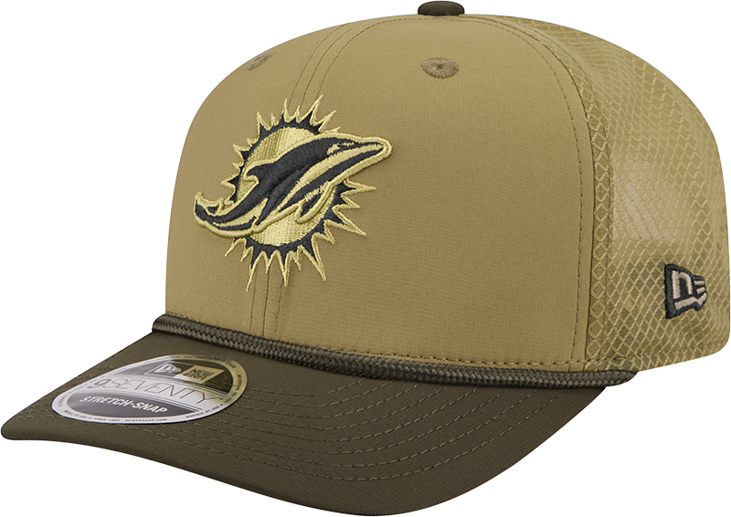 Men's Miami Dolphins New Era Green 2025 Salute To Service Sideline 9SEVENTY Trucker Adjustable Hat