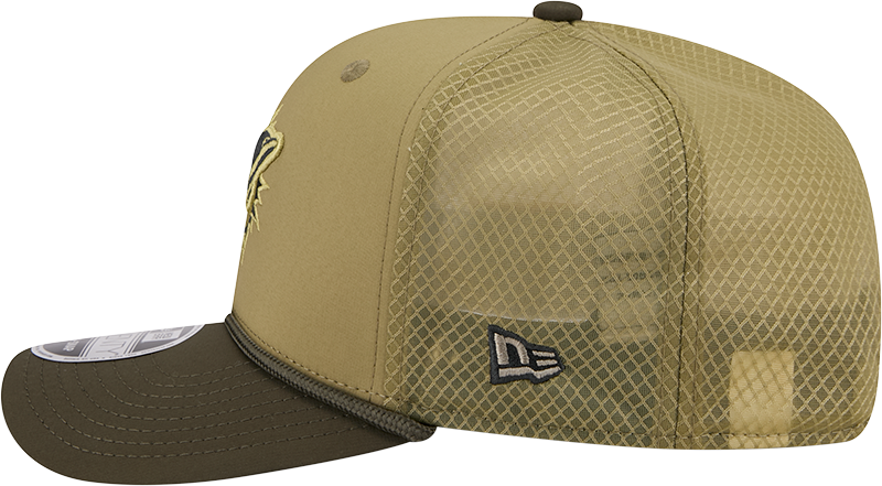 Men's Miami Dolphins New Era Green 2025 Salute To Service Sideline 9SEVENTY Trucker Adjustable Hat