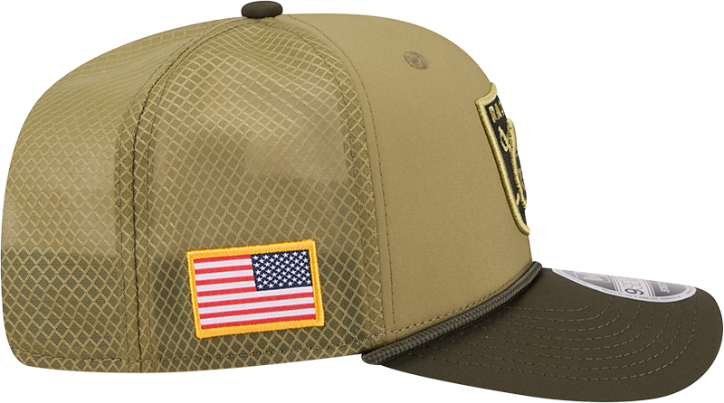 Men's Las Vegas Raiders New Era Green 2025 Salute To Service Sideline 9SEVENTY Trucker Adjustable Hat