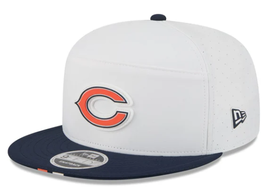 Men's Chicago Bears New Era White/Navy Secondary Logo 2025 NFL Training Camp Split Panel 9FIFTY Snapback Hat