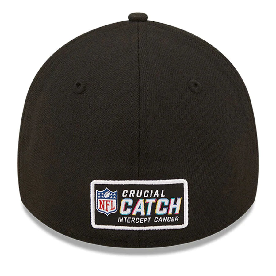 Men's Chicago Bears New Era Crucial Catch 2022 NFL Coaches Sideline Primary Logo White/Black 39THIRTY Flex Hat