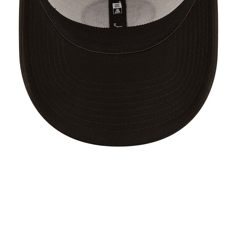 Men's Chicago Bears New Era Crucial Catch 2022 NFL Coaches Sideline Primary Logo White/Black 39THIRTY Flex Hat