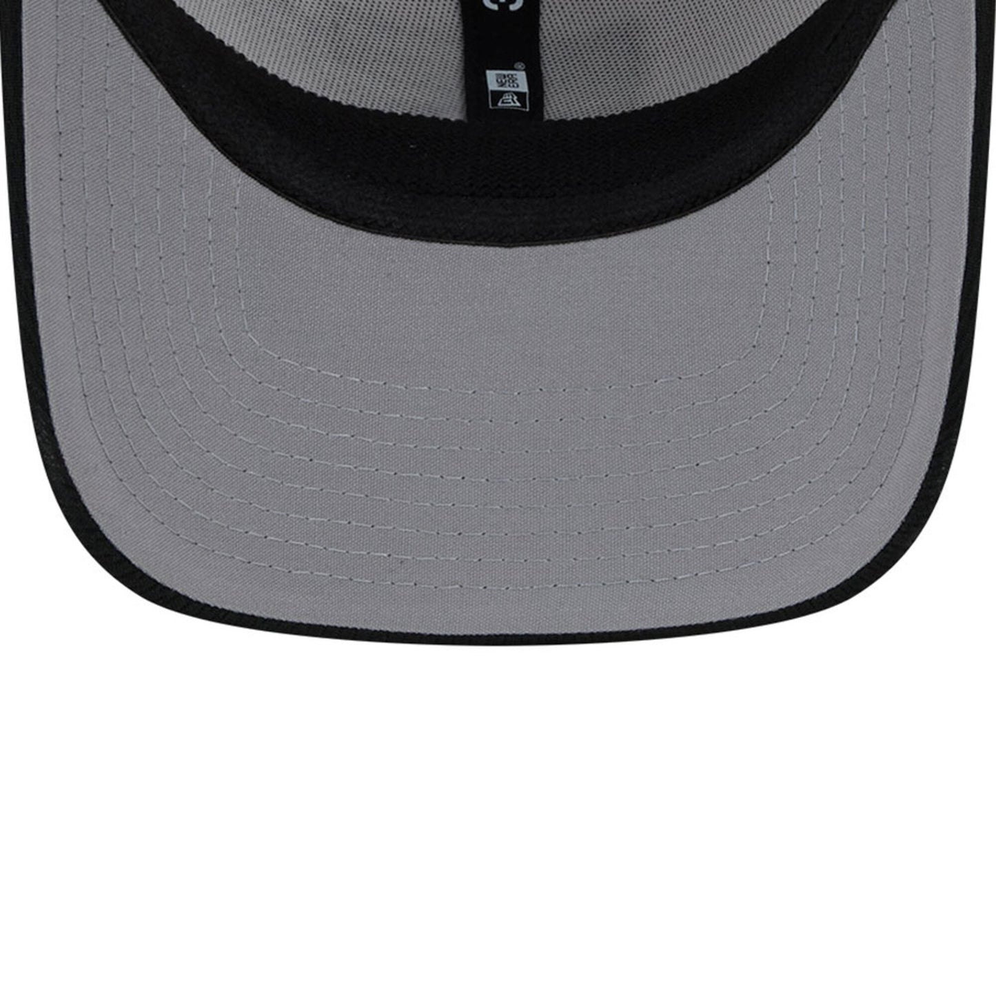 Men's Las Vegas Raiders Primary Logo New Era White/Black 2023 Sideline 39THIRTY Flex Hat