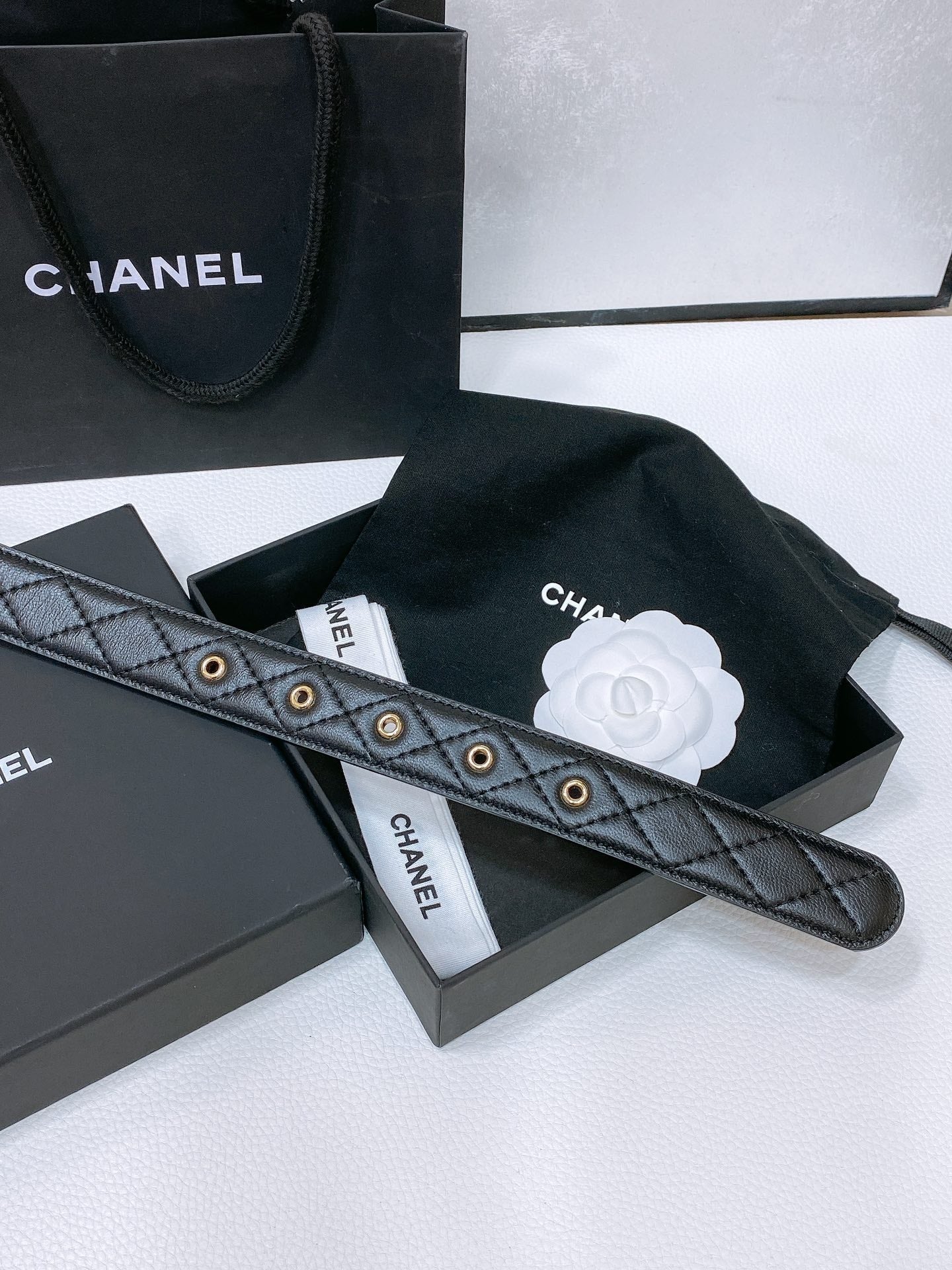 CC BELT 30 MM IN BLACK EMBROIDERED CALFSKIN PEARL LOGO WITH GOLD HARDWARE
