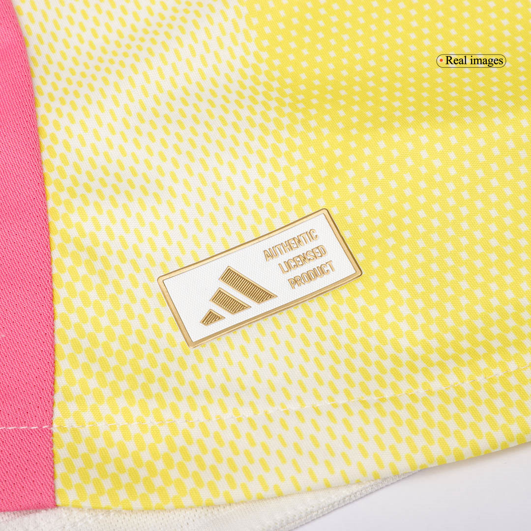 Player Version VLAHOVIĆ #9 Juventus Away Football Shirt 2024/25 - Save The Children Sponsor