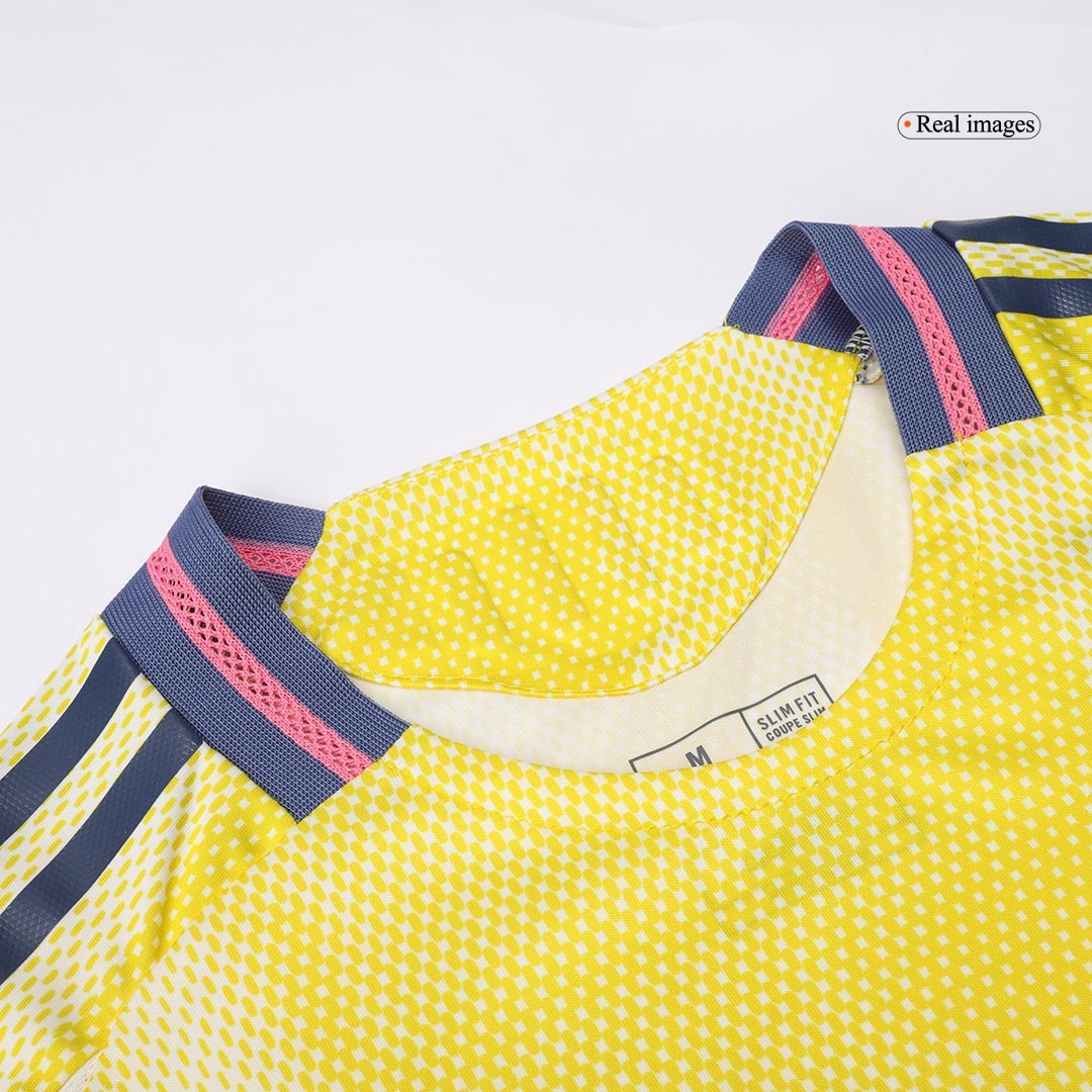 Player Version VLAHOVIĆ #9 Juventus Away Football Shirt 2024/25 - Save The Children Sponsor
