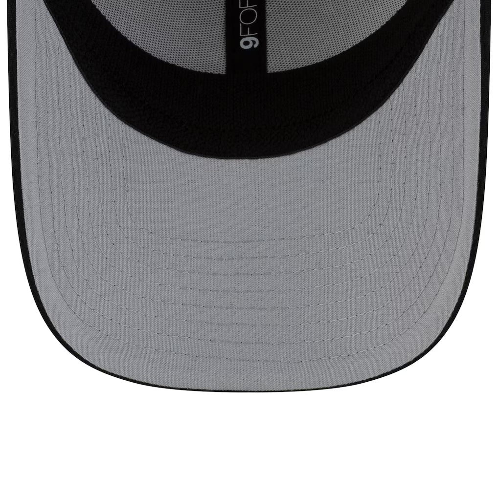 Men's Chicago Bears New Era Gray 2025 NFC North Division Champions Locker Room Trophy Collection 9FORTY Adjustable Hat